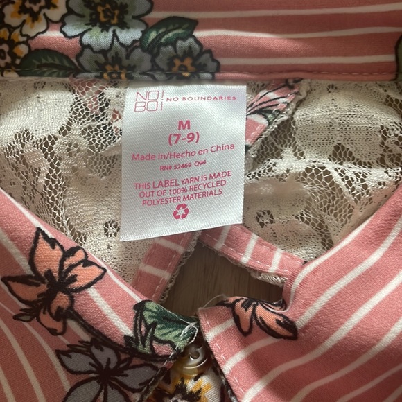 Pink button up dress no boundaries floral and stripes pink dress with lace back - Picture 6 of 8